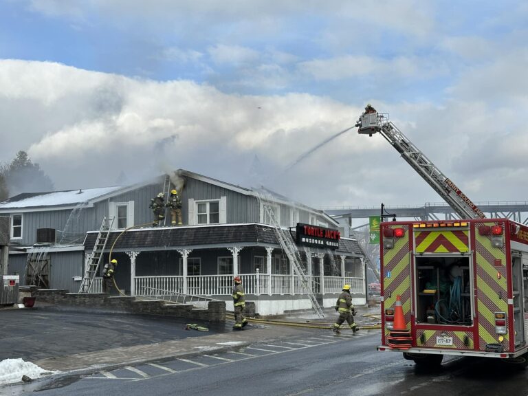 Parry Sound, McDougall and Seguin Fire Departments respond to Turtle Jack’s Wednesday fire